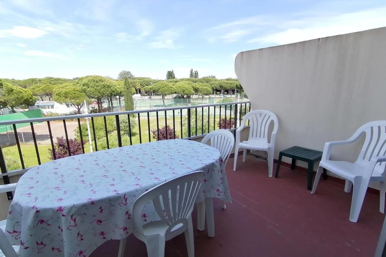 40M With Terrace In A Residence With Pool Le Grau-du-Roi Exteriör bild